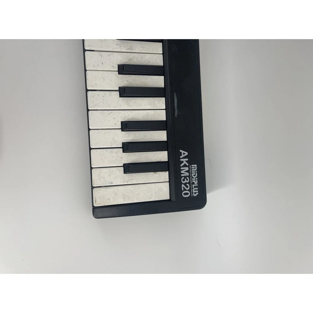 Midi Keyboard Controller (with dope )no Tested As-is